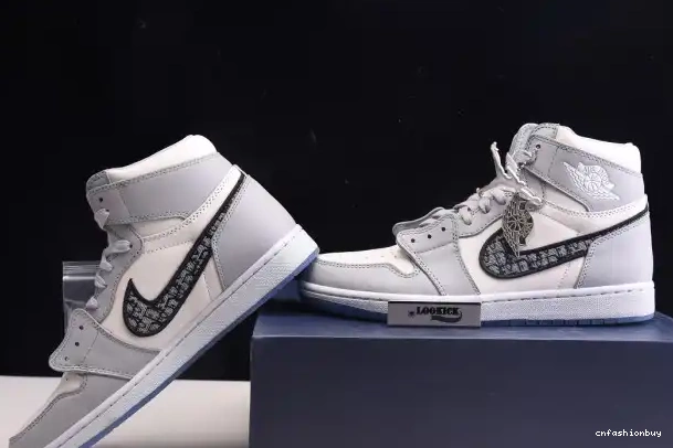 x 1 (DR Retro box) CN8607-002 DR High Jordan shoe 0315