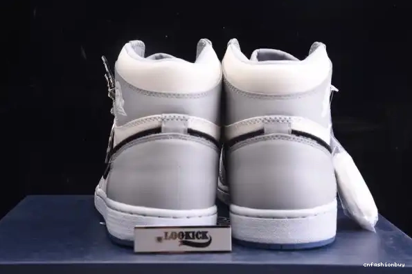 x 1 (DR Retro box) CN8607-002 DR High Jordan shoe 0315